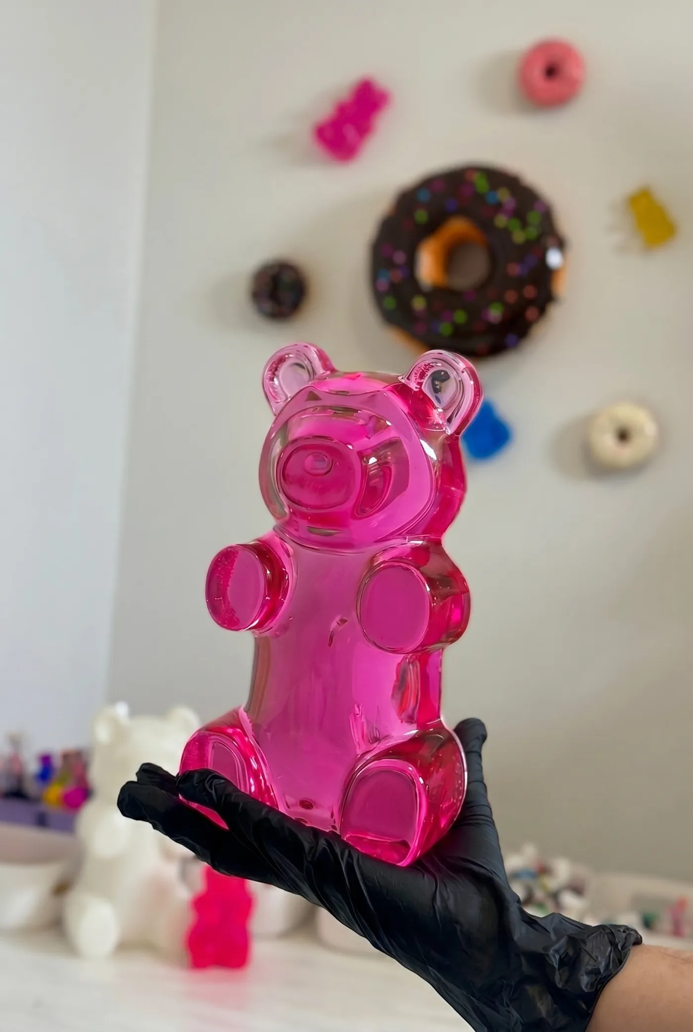 Detalle figura resina pop art